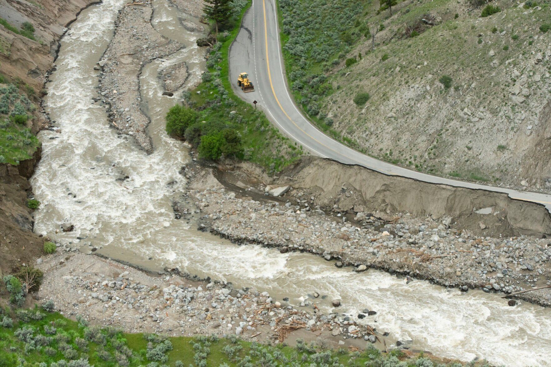 Yellowstone flood flyover